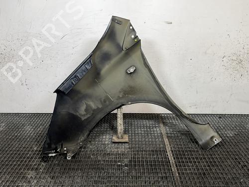 right-front-fenders-nissan-note-e11-ne11-2005-2006-2007-2008-2009-2010-2011-2012-2013-31587109 main image