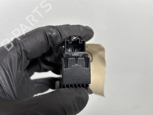 left-rear-window-switch-vw-touran-5t1-2015-30198938 main image