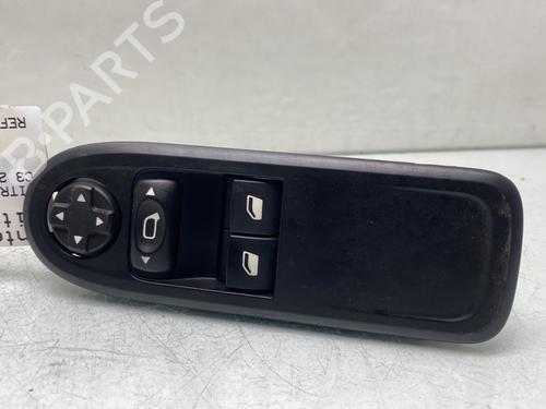 Used Left front window switch CITROËN C3 II (SC_) 1.1 i (60 hp) 29841659