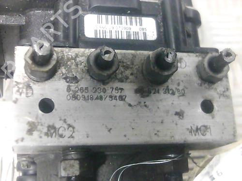 Used ABS pump ABS pump CITROËN C5 III (RD_) 2.0 HDi 140 (RDRHF8, RDRHFA, RDRHA8, RDRHAJ) (140 hp) 20015911 20015911