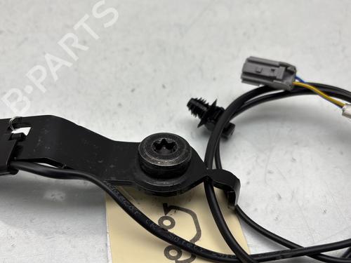 Seat buckle FIAT GRANDE PUNTO (199_) 1.3 D Multijet | BP29940150I32