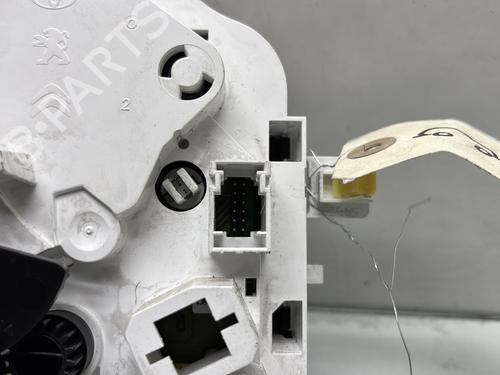 Used Climate control Climate control CITROËN C1 II (PA_, PS_) 1.0 VTi 72 (72 hp) 31310429 31310429