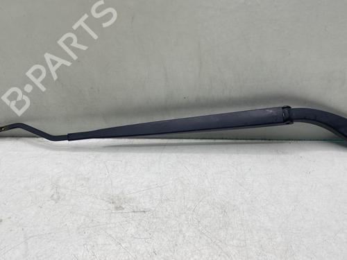 front-windshield-wiper-arm-renault-scenic-ii-jm01_-2003-2004-2005-2006-2007-2008-2009-2010-32062663 main image