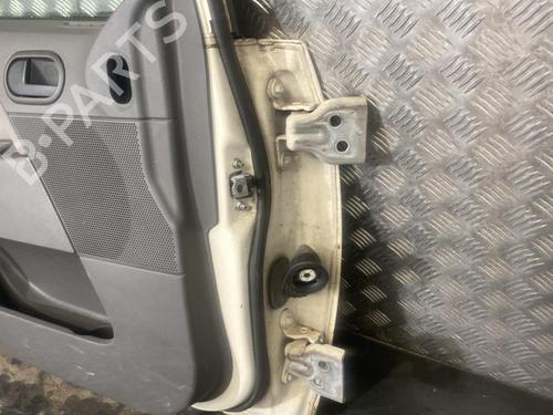 Used Left front door FORD FIESTA V (JH_, JD_) 1.4 TDCi (68 hp) 20011044