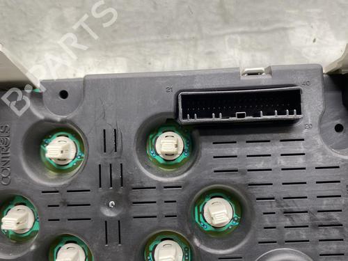 Used Instrument cluster Instrument cluster RENAULT MODUS / GRAND MODUS (F/JP0_) 1.2 (JP0C, JP0K, FP0C, FP0K, FP0P, JP0P, JP0T) (75 hp) 19954842 19954842