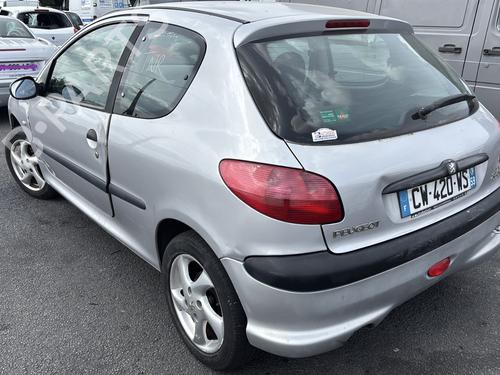 Frontplade/Frontkurv PEUGEOT 206 Hatchback (2A/C) 2.0 HDI 90 | BP30887650C72