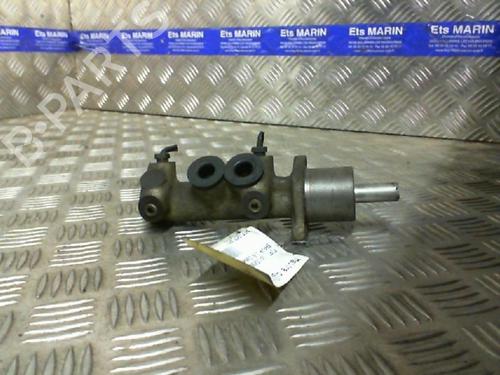 Used Brake master cylinder FIAT BRAVA (182_) 1.6 16V (182.BB) (103 hp) 20019506