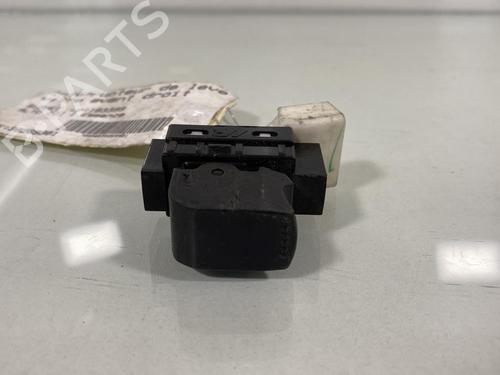 Used Right front window switch Right front window switch SUZUKI ALTO VII (GF, HA25_, HA35_) [2009-2026] 20003177 20003177
