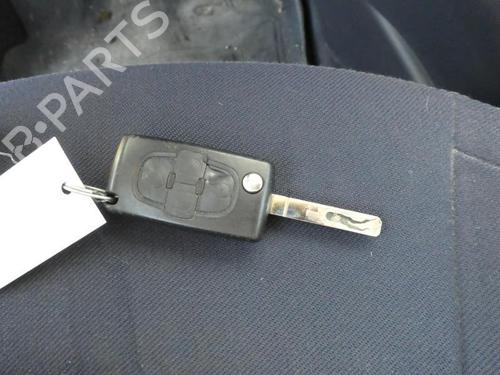 Left headlight PEUGEOT 1007 (KM_) 1.4 HDi | BP19974393C28 
