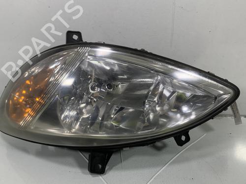Used Left headlight MERCEDES-BENZ VITO / MIXTO Van (W639) 109 CDI (639.601, 639.603, 639.605) (88 hp) 30907477