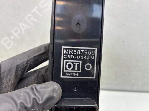 Left front window switch MITSUBISHI COLT VI (Z3_A, Z2_A) 1.5 DI-D (Z39A) | BP37172020I27 - Image 3