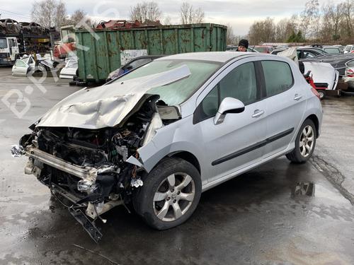 Brugte PEUGEOT 308 I (4A_, 4C_) 1.6 HDi (109 hp) 4416890