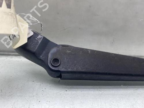 Used Front windshield wiper arm FORD FIESTA IV (JA_, JB_) 1.3 i (60 hp) 19950208