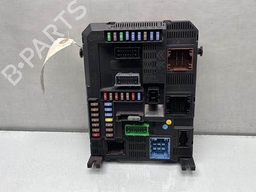 Used Fuse box PEUGEOT 208 I (CA_, CC_) 1.4 HDi (68 hp) 28519345