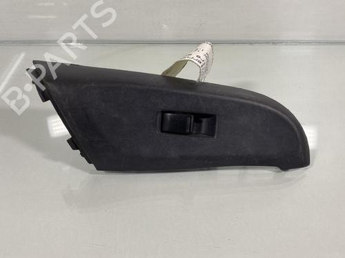Used Right front window switch NISSAN ALMERA II Hatchback (N16) [2000-2025]  19985614