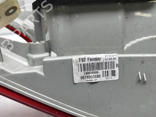 Used Right taillight Right taillight 25725856 25725856