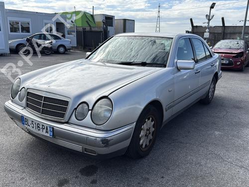 Brugte MERCEDES-BENZ E-CLASS (W210) E 230 (210.037) (150 hp) 4187967