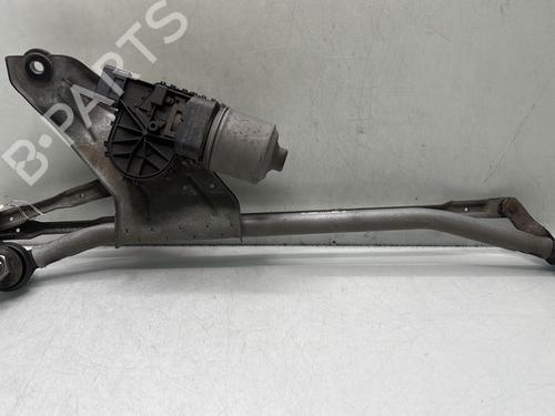 Used Front wiper motor DACIA LOGAN (LS_) 1.5 dCi (LS0K) (68 hp) 30890566