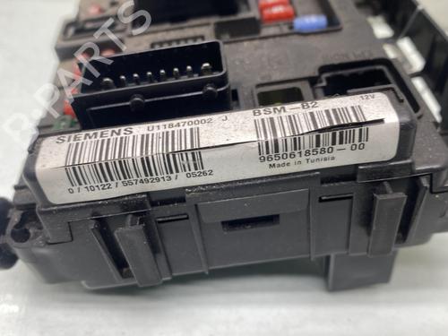 Used Fuse box Fuse box CITROËN BERLINGO / BERLINGO FIRST MPV (MF_, GJK_, GFK_) 1.6 HDI 90 (MF9HX) (90 hp) 29841620 29841620