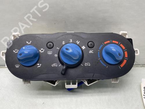 Used Climate control Climate control RENAULT TWINGO II (CN0_) 1.2 16V (CN04, CN0B) (75 hp) 20646641 20646641