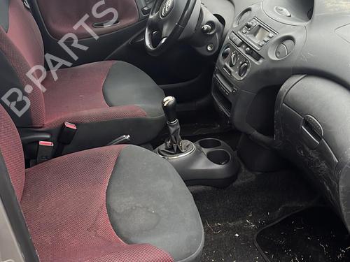 Switch TOYOTA YARIS (_P1_) 1.4 D-4D (NLP10_, NLP10R) | BP34627554I30 - Image 10
