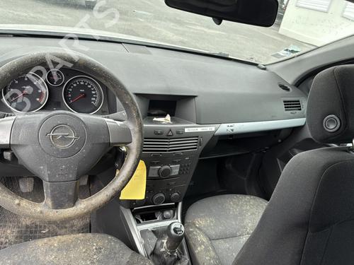 Front bumper OPEL ASTRA H Estate (A04) 1.3 CDTI (L35) | BP29187499C7 