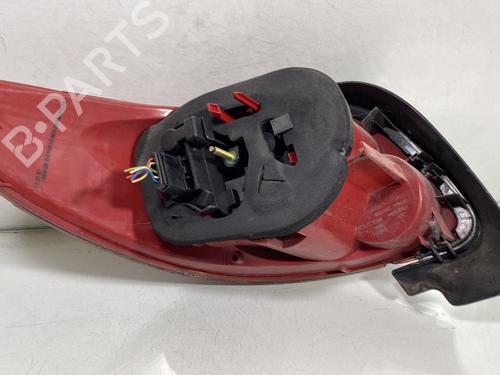 right-taillight-peugeot-206-cc-2d-2000-2001-2002-2003-2004-2005-2006-2007-2008-27355582 main image