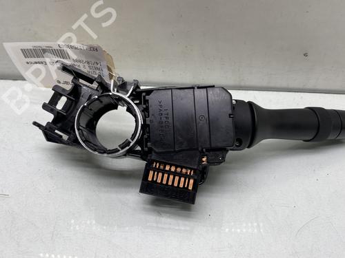 Switch TOYOTA YARIS (_P9_) 1.3 VVT-i (SCP90_, SCP90R) | BP31332074I30
