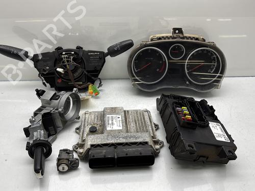 Used Electronic module OPEL CORSA D (S07) 1.3 CDTI (L08, L68) (90 hp) 31612925