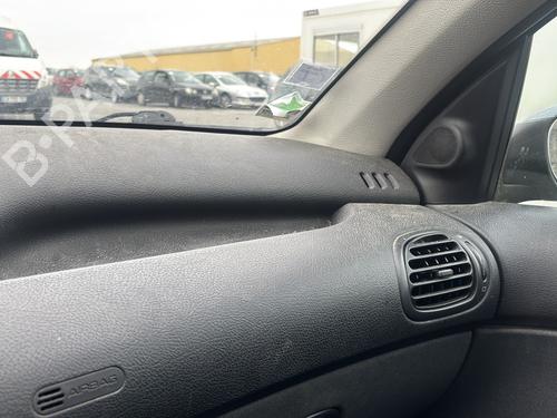 Fuse box PEUGEOT 206 SW (2E/K) 1.4 HDi | BP32024568E1 - Image 14