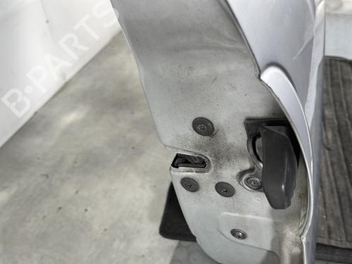 right-front-door-renault-twingo-ii-cn0_-2007-27610057 main image