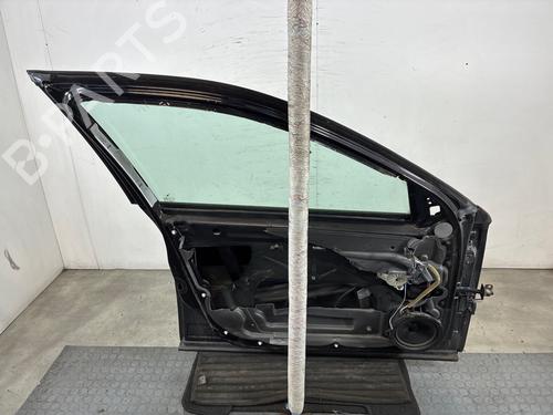 Used Left front door Left front door 37225804 37225804