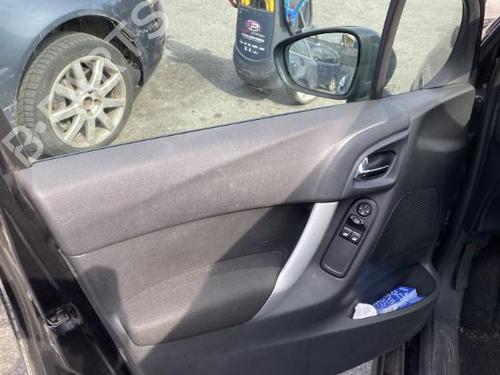 Front left lock CITROËN C3 II (SC_) 1.4 HDi 70 (SC8HZC, SC8HR0, SC8HP4) | BP20974919C98 