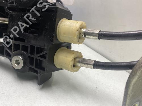 Gear lever TOYOTA YARIS (_P13_) 1.0 (KSP130_, KSP130) | BP25602290M90 