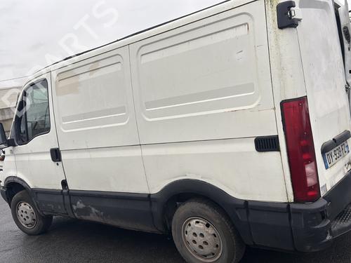 Left front indicator IVECO DAILY III Van 35 S 9 V | BP37249359C32 - Image 9