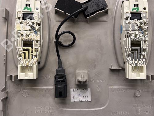 Interior roof light RENAULT MEGANE IV Hatchback (B9A/M/N_) 1.6 dCi 130 (B9A4) | BP33427454I8 - Image 3