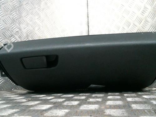 Used Glove box RENAULT MEGANE IV Hatchback (B9A/M/N_) 1.8 RS TCe 280 (B9M6) (279 hp) 20011141