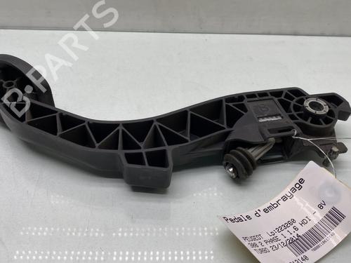 Used Clutch pedal Clutch pedal PEUGEOT 308 II (LB_, LP_, LW_, LH_, L3_) 1.6 HDi / BlueHDi 115 (115 hp) 30791130 30791130