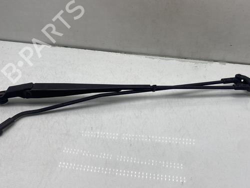 Used Front windshield wiper arm CITROËN C1 (PM_, PN_) 1.0 (68 hp) 31379552