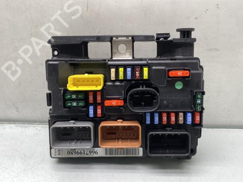 Used Fuse box CITROËN DS3 (SA_) 1.6 VTi 120 (120 hp) 31804634
