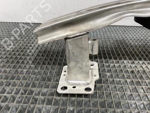 Used Front bumper reinforcement RENAULT MEGANE III Hatchback (BZ0/1_, B3_) 1.9 dCi (BZ0N, BZ0J) (131 hp) 27722702