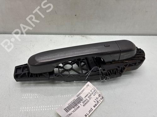 Used Front right exterior door handle Front right exterior door handle 38448277 38448277