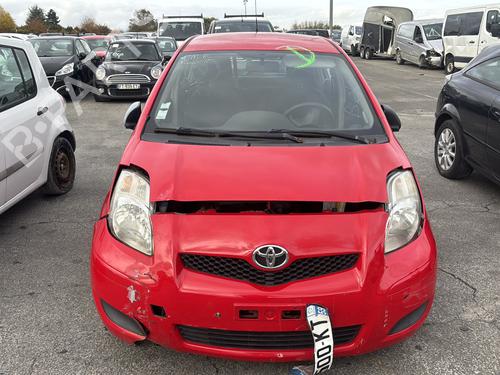 Seat buckle TOYOTA YARIS (_P9_) 1.0 VVT-i (KSP90_, KSP90R) | BP30878604I32 