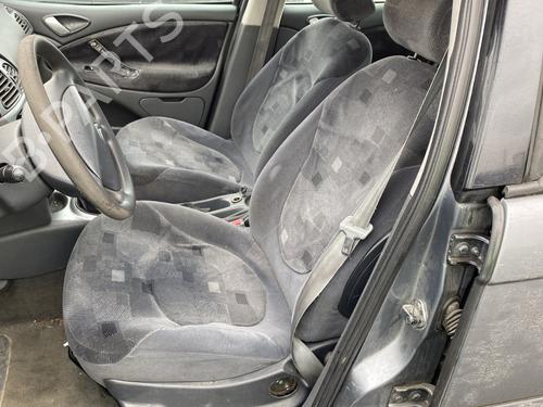 Left headlight CITROËN C5 I (DC_) 2.0 HDi (DCRHZB, DCRHZE) | BP26212149C28 - Image 8