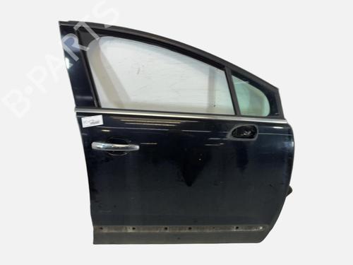 Used Right front door Right front door PEUGEOT 5008 (0U_, 0E_) 2.0 HDi 150 / BlueHDi 150 (150 hp) 39902478 39902478