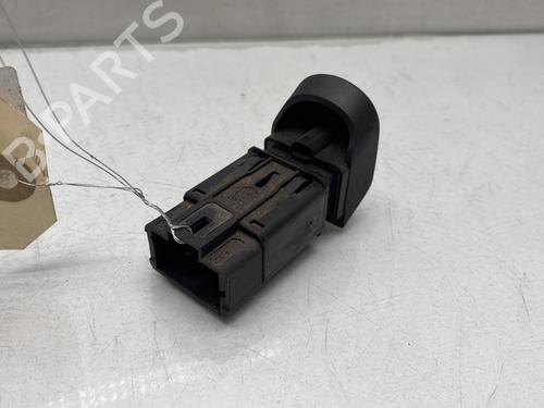 Used Warning switch Warning switch RENAULT KANGOO Express (FC0/1_) 1.5 dCi (FC07, FC1R) (65 hp) 31206067 31206067