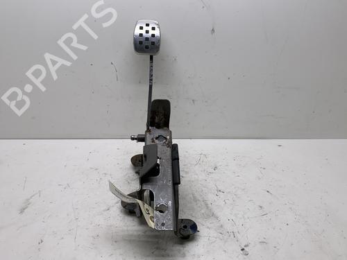 Clutch pedal RENAULT CLIO IV (BH_) 1.5 dCi 110 | BP19975183I13