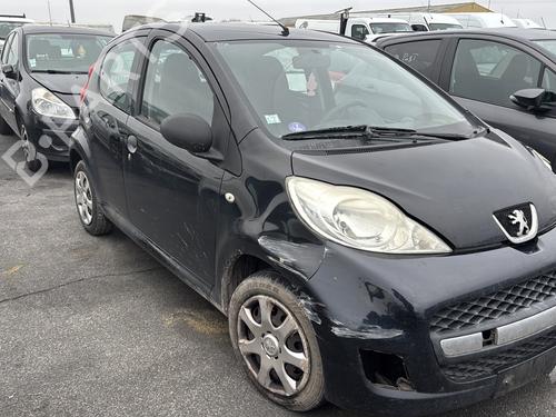 Teile für PEUGEOT 107 (PM_, PN_) 1.0 (68 hp) 4417241