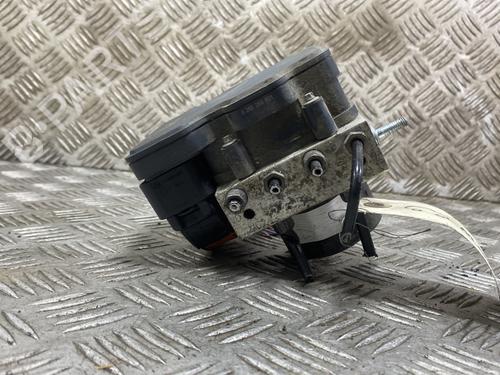 Used ABS pump ABS pump PEUGEOT 308 II (LB_, LP_, LW_, LH_, L3_) 1.2 THP 130 (131 hp) 26506865 26506865
