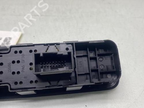 Used Left front window switch Left front window switch PEUGEOT 308 I (4A_, 4C_) 1.6 HDi (112 hp) 19960110 19960110